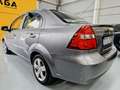Chevrolet Aveo Sedán 1.4 16v LT Gris - thumbnail 6