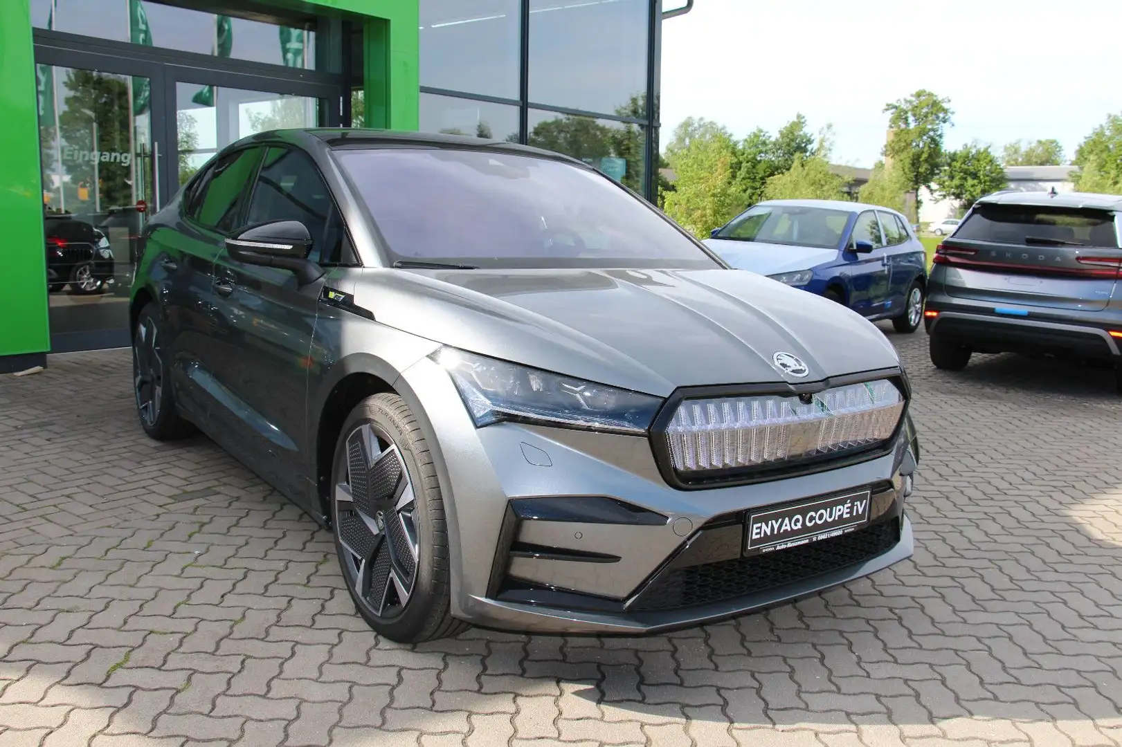 Skoda Enyaq Coupé RS Grau - 2