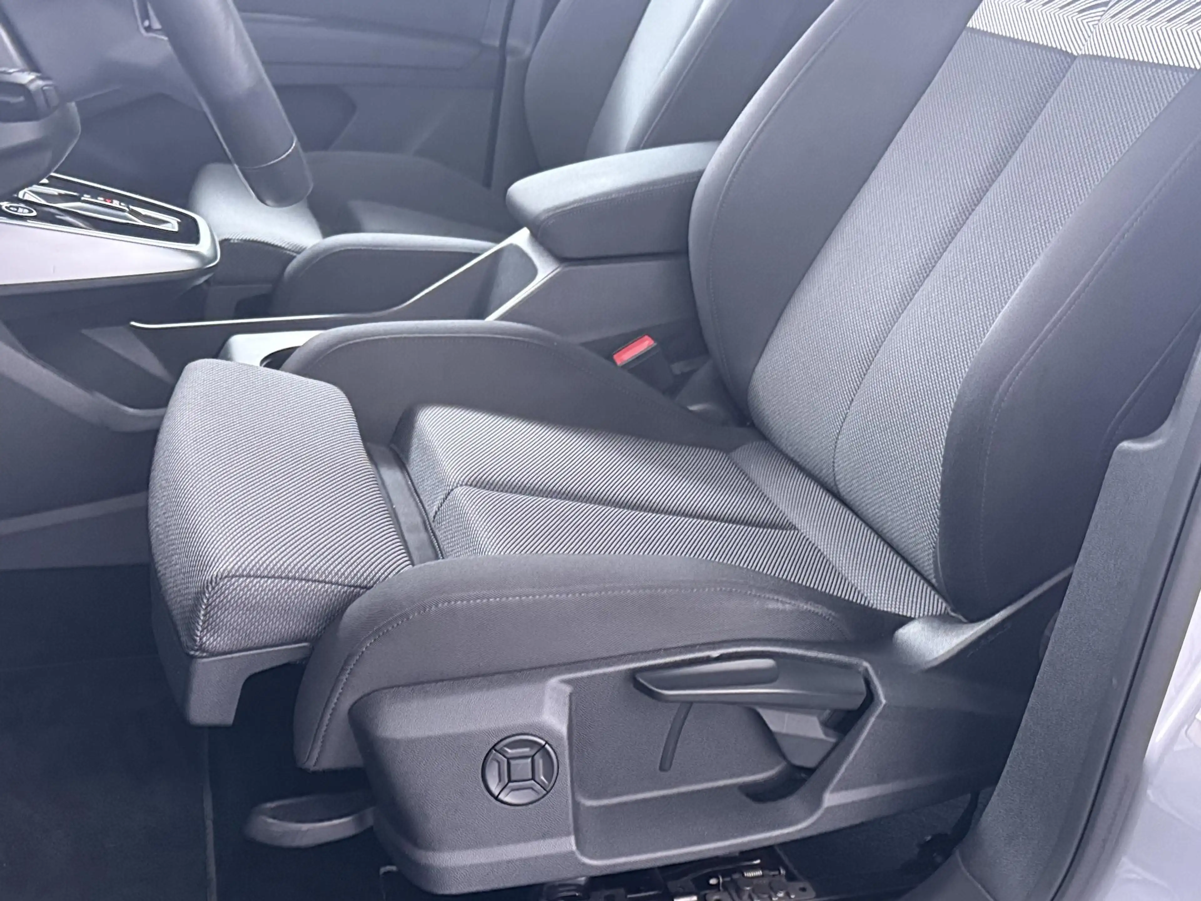 Audi Q4 e-tron 40 Edition 77 kWh | Adaptief Cruise Control | Navi — photo 34