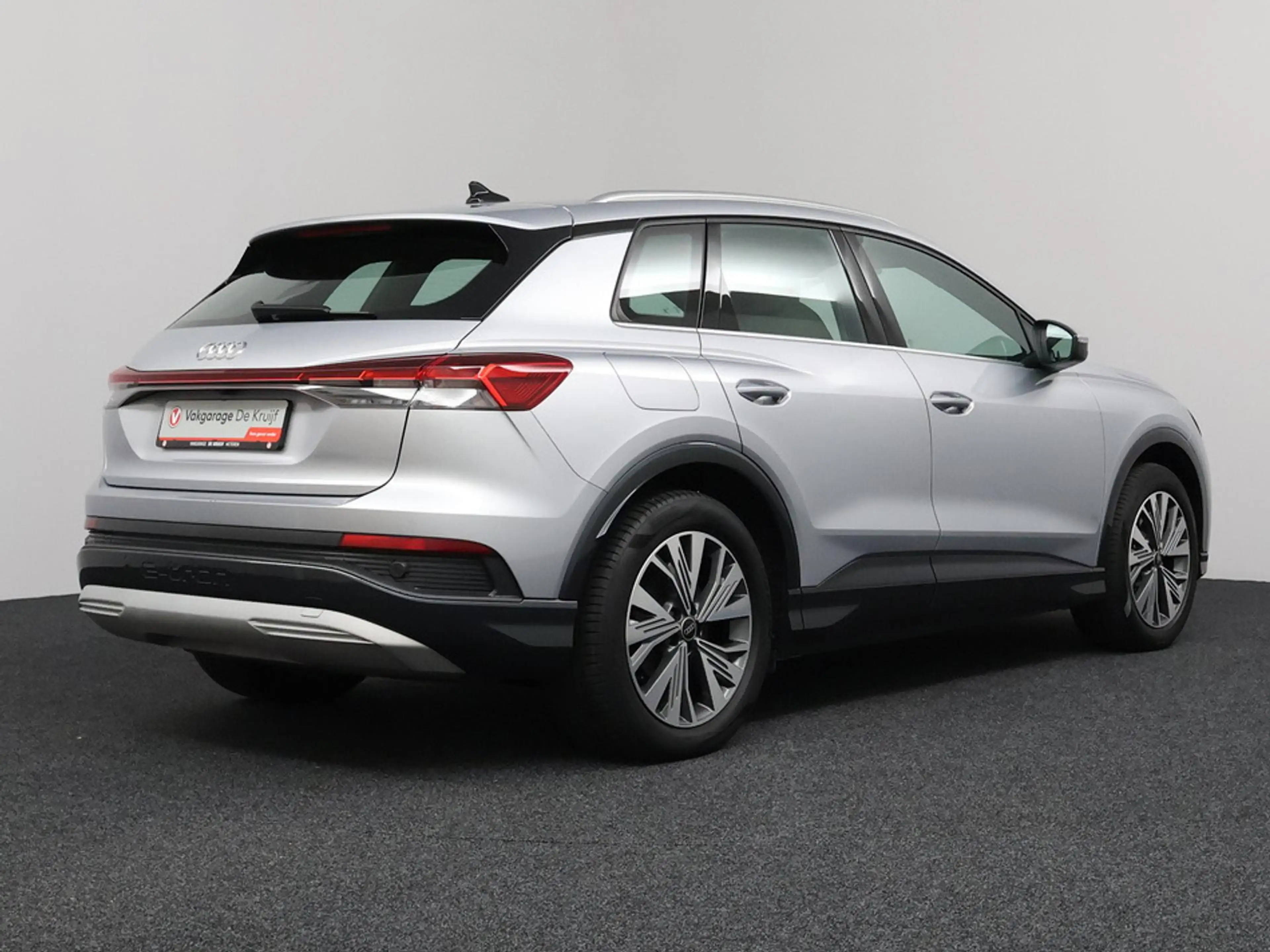Audi Q4 e-tron 40 Edition 77 kWh | Adaptief Cruise Control | Navi — photo 2