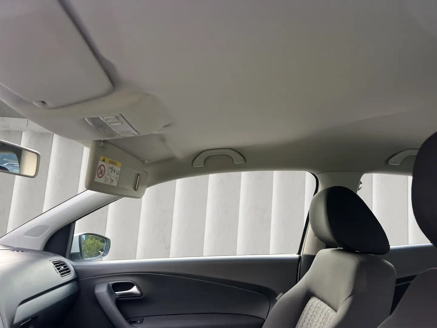 Volkswagen Polo trend 1.0 neopatentati 60cv Blanc - 2