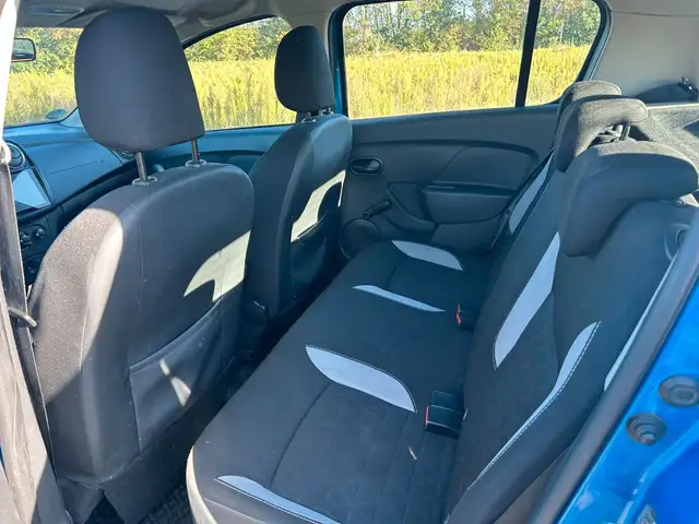 Dacia Sandero view 15