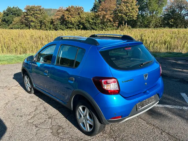 Dacia Sandero view 8