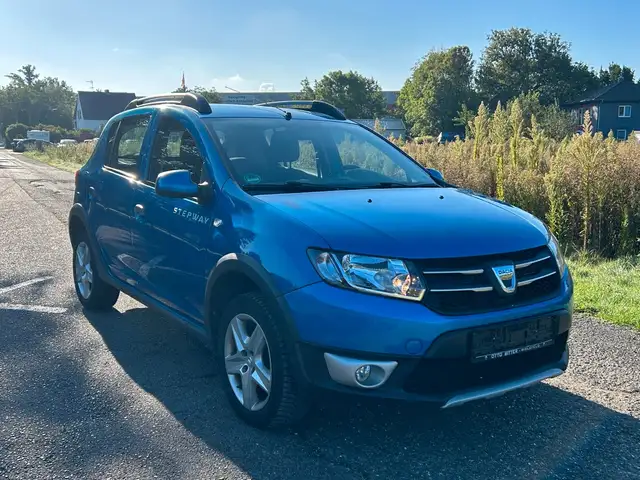 Dacia Sandero view 7