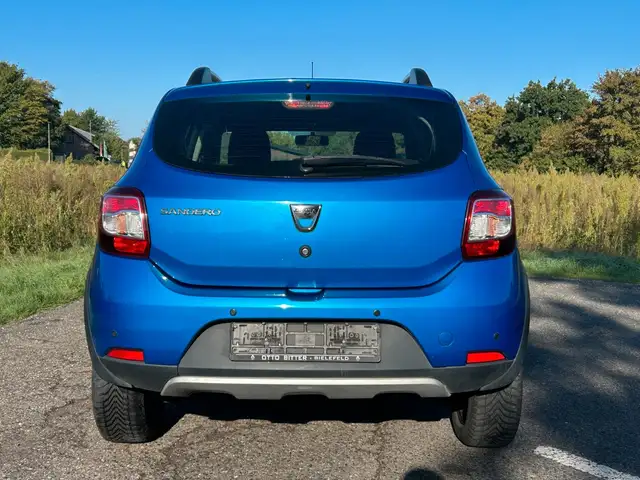 Dacia Sandero view 4