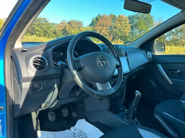 Dacia Sandero view 10