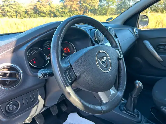 Dacia Sandero view 13