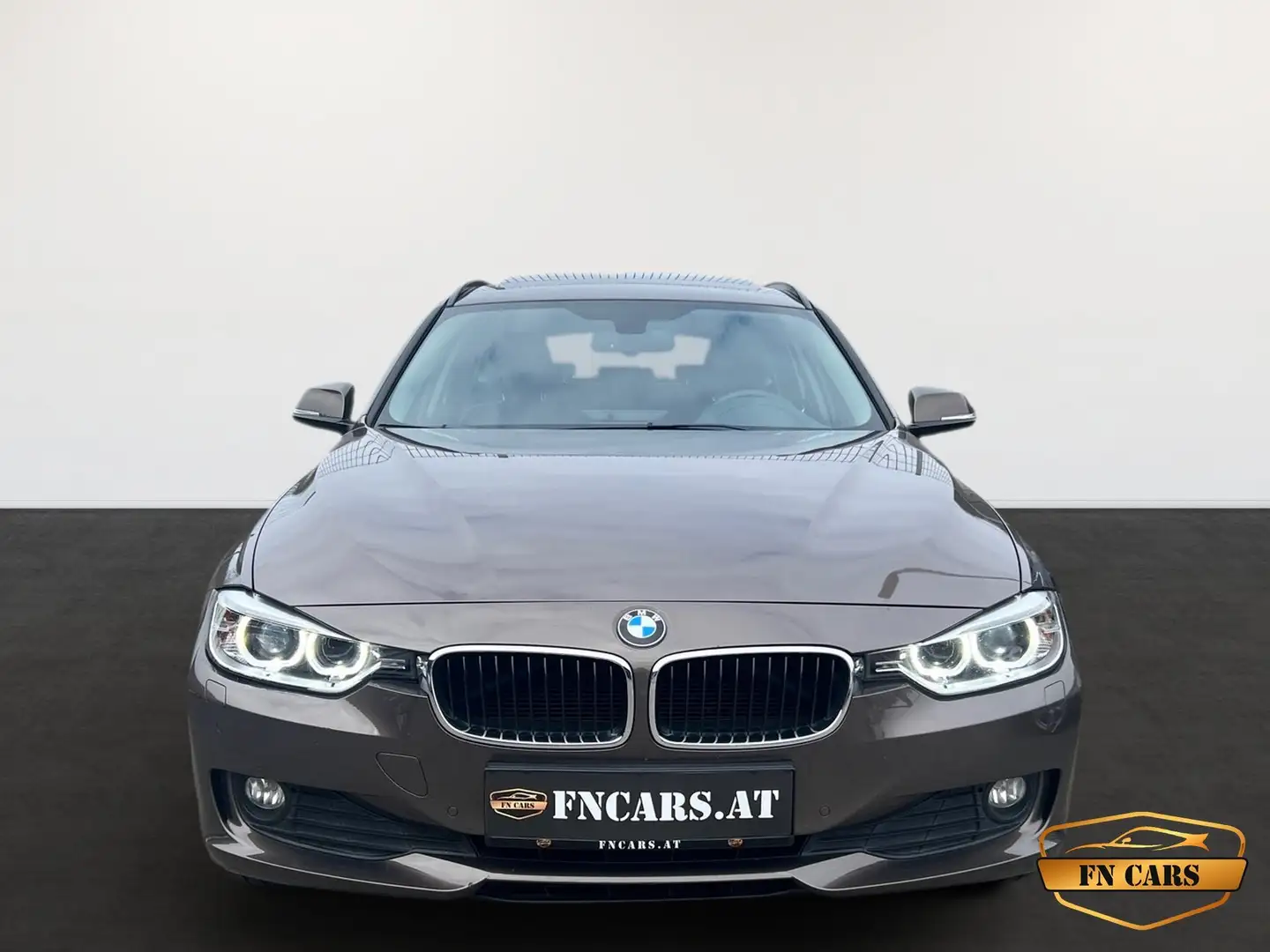 BMW 320 d xDrive // PANO // Head-UP // AHK // RFK // Brun - 2