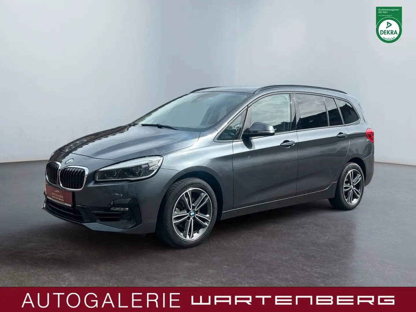 BMW 216 Sport Line//7-SITZER//LED//SHZ Grau - 1