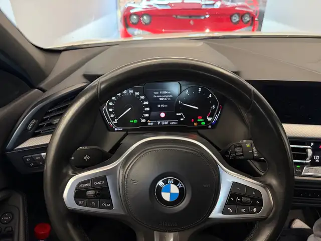 BMW 1 Series view 5