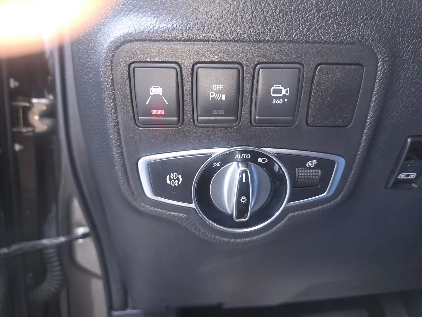 Mercedes-Benz X 250 Doppelkabine Automatik Bronze - 2