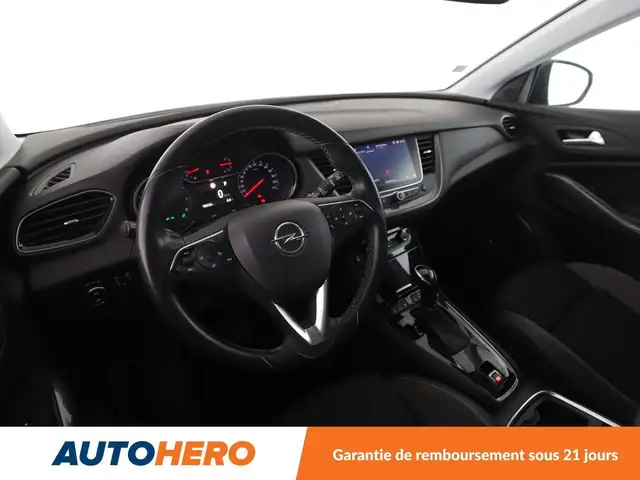 Opel Grandland X view 11