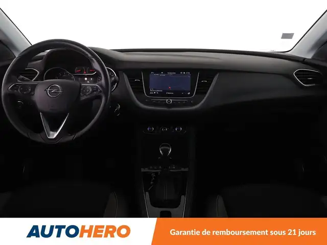 Opel Grandland X view 12