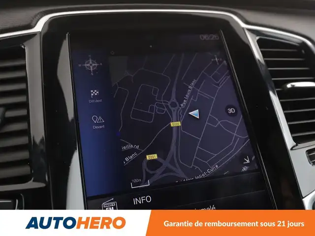 Volvo XC90 view 21