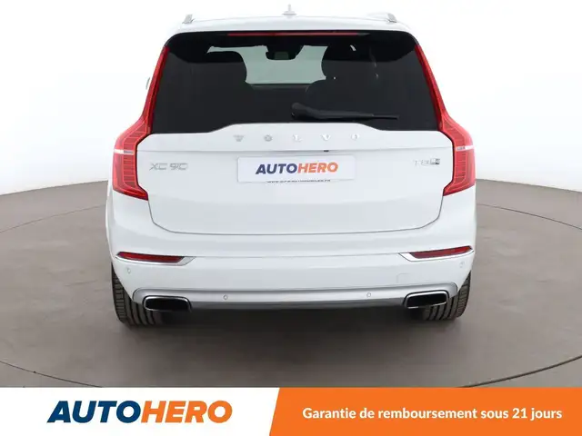 Volvo XC90 view 5