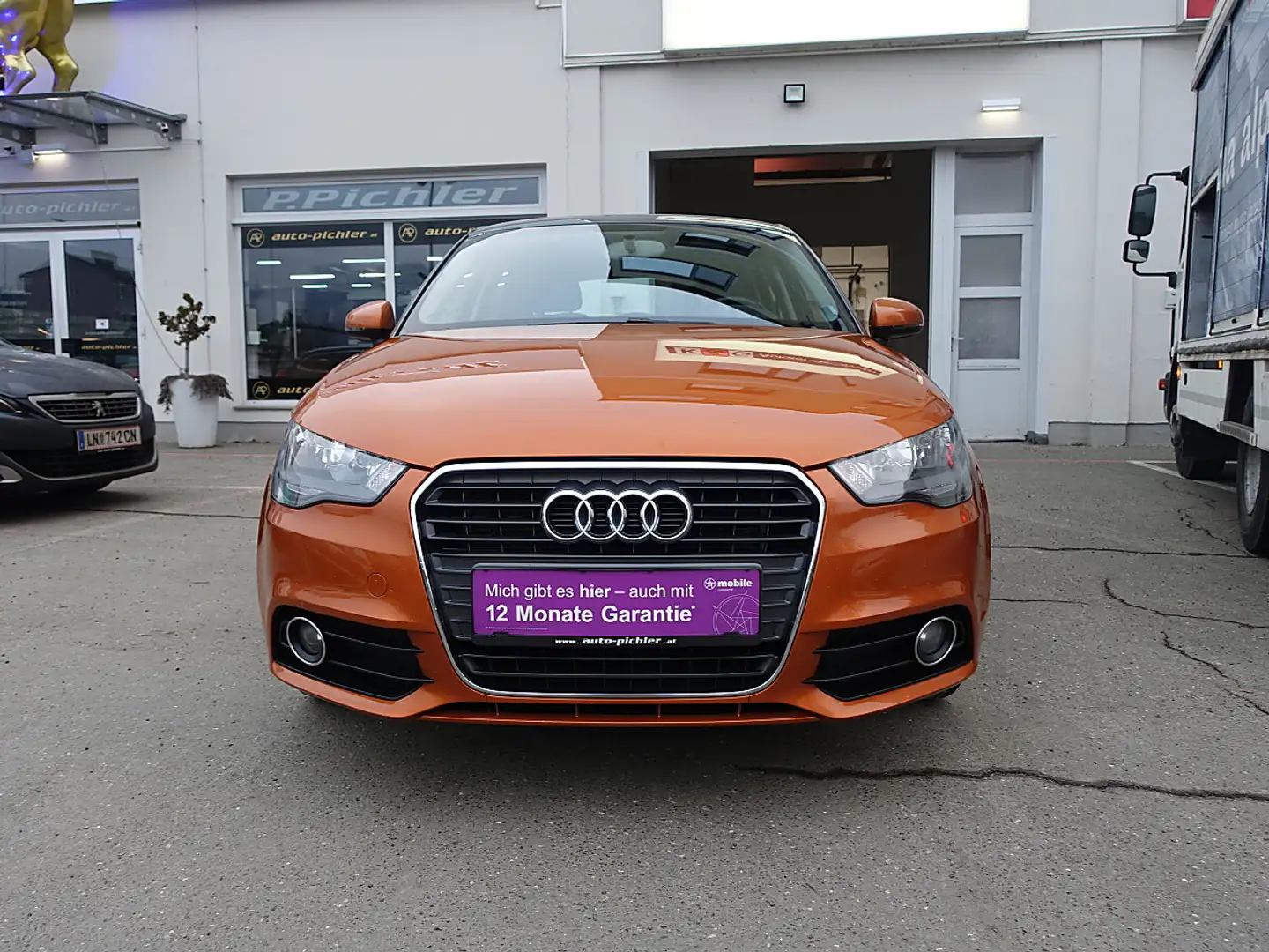 Audi A1 SB 1,2 TFSI Attraction Orange - 2