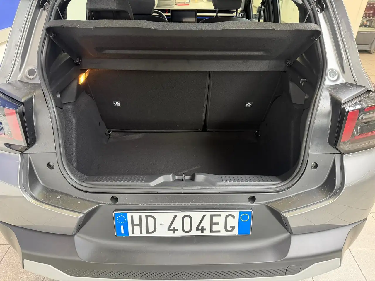 Citroen C3 C3 IV 2024 1.2 hybrid Plus 110cv edcs6 8