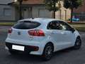 Kia Rio 1.2 CVVT 5p. Blanc - thumbnail 4