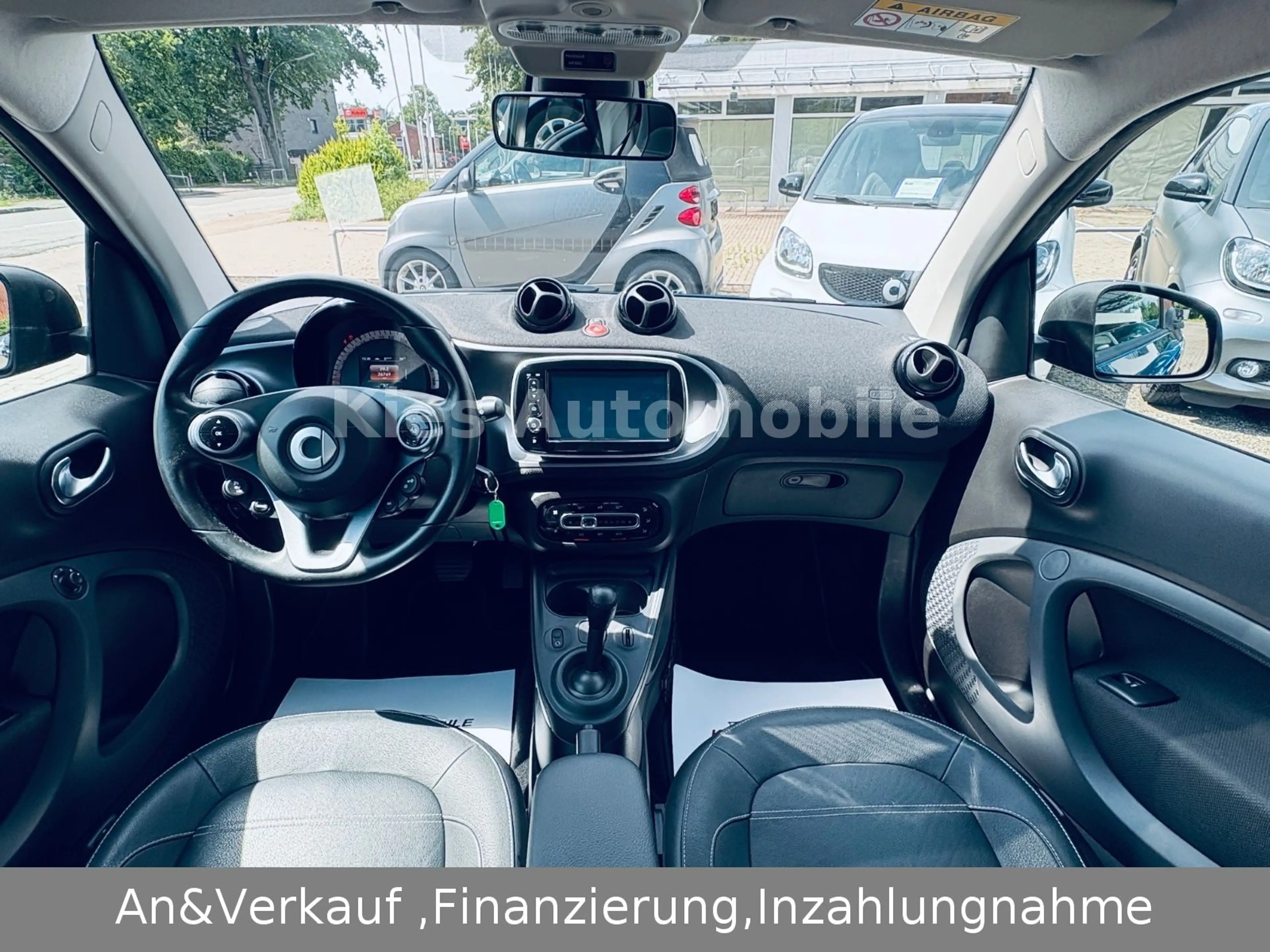 smart forTwo Prime 90Ps AUTOM/CARPLAY/PANO/LEDER/SITZH — photo 10