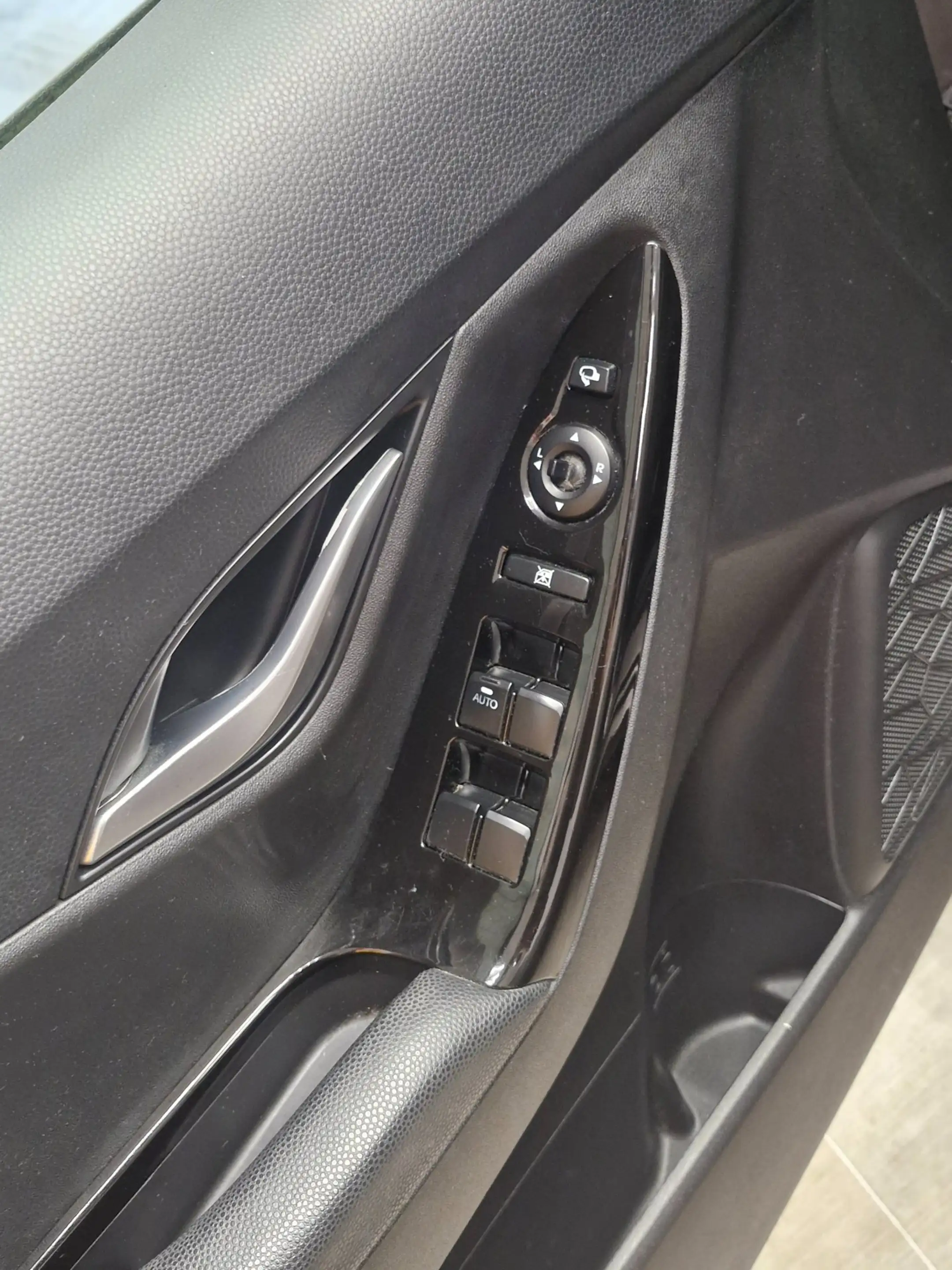 Hyundai iX20 1.6i i-Vision ! AIRCO ! APK ! ONDERH. ! AUTOMAAT ! — photo 12