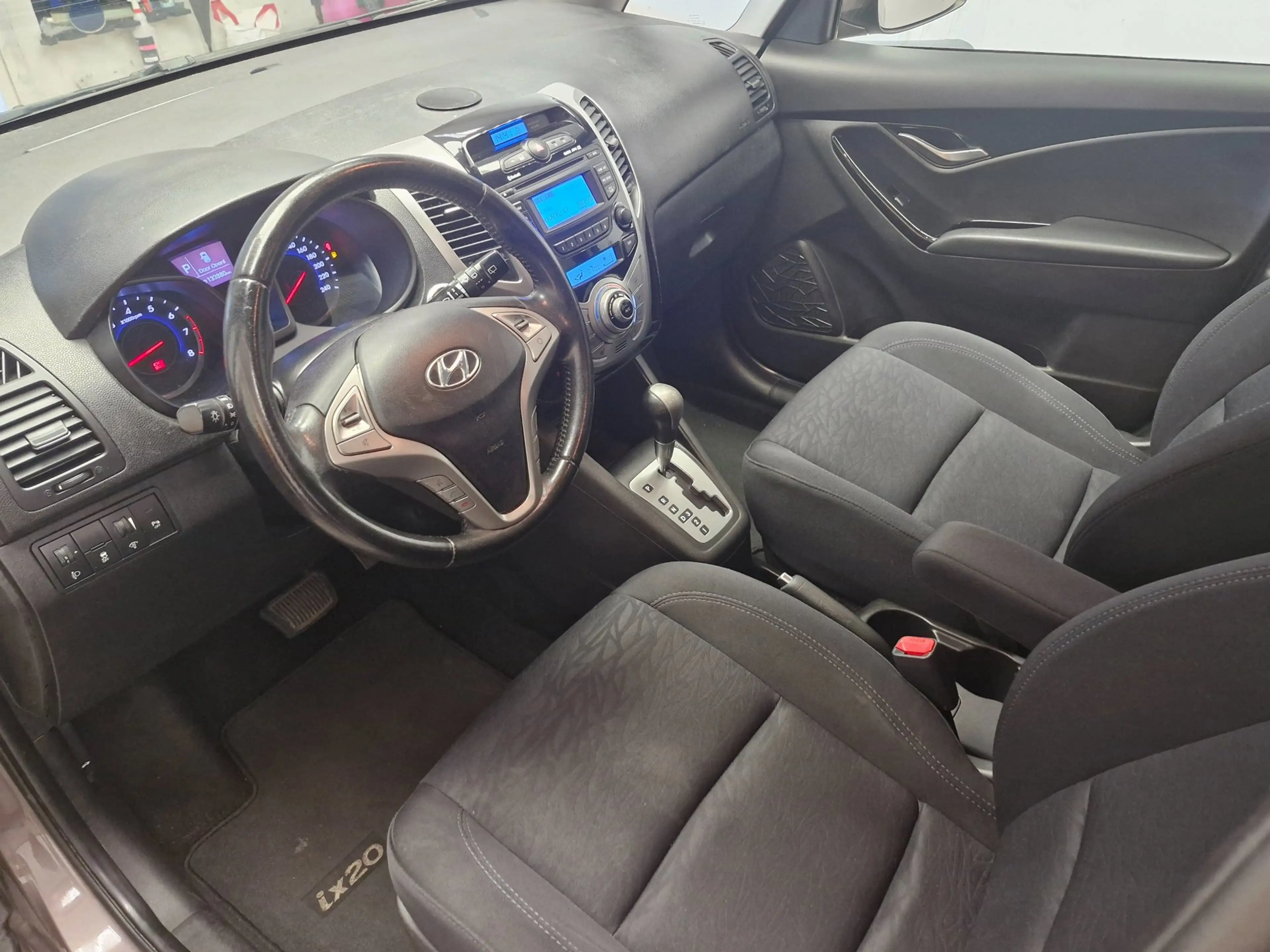 Hyundai iX20 1.6i i-Vision ! AIRCO ! APK ! ONDERH. ! AUTOMAAT ! — photo 14