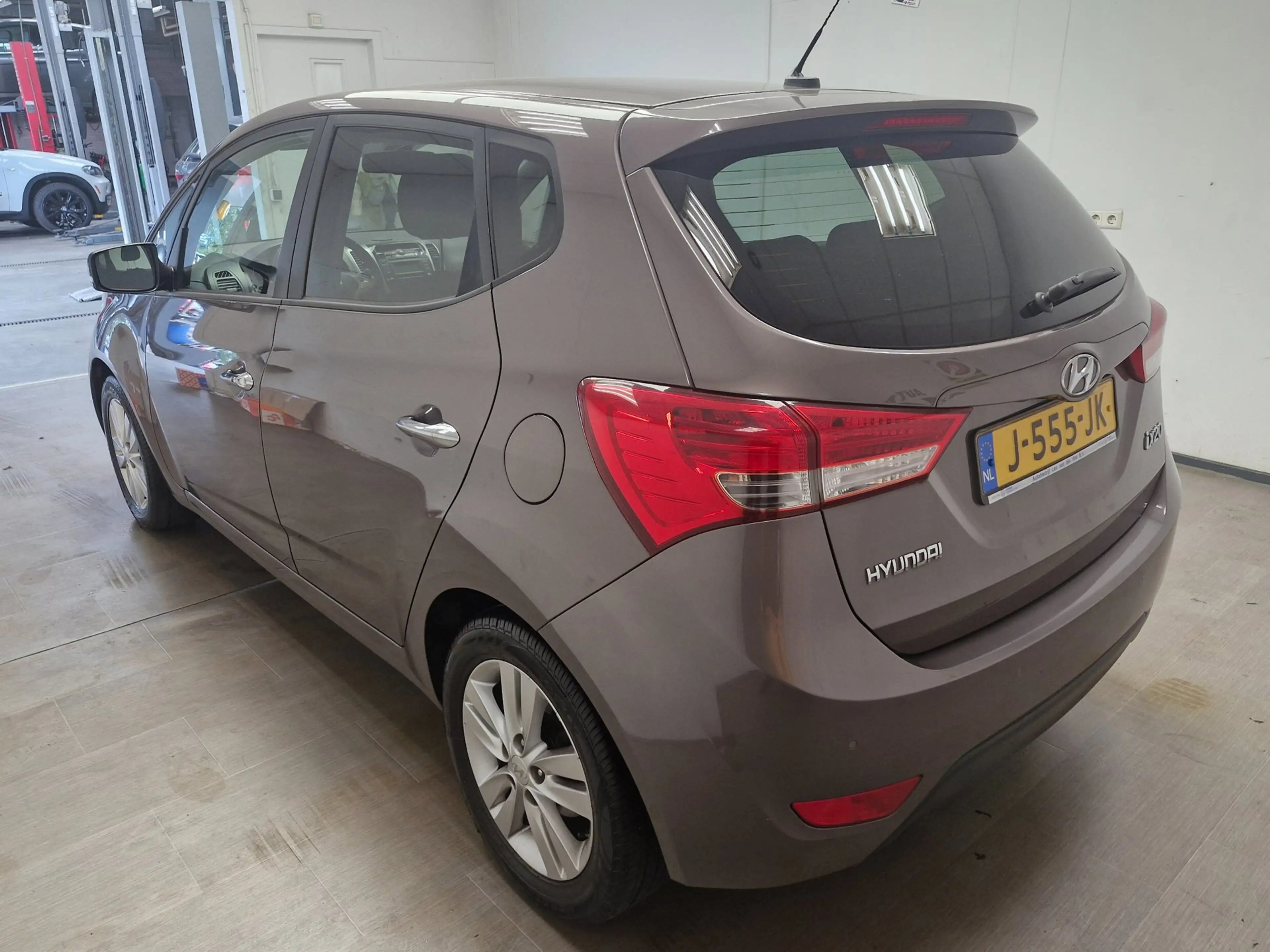Hyundai iX20 1.6i i-Vision ! AIRCO ! APK ! ONDERH. ! AUTOMAAT ! — photo 5