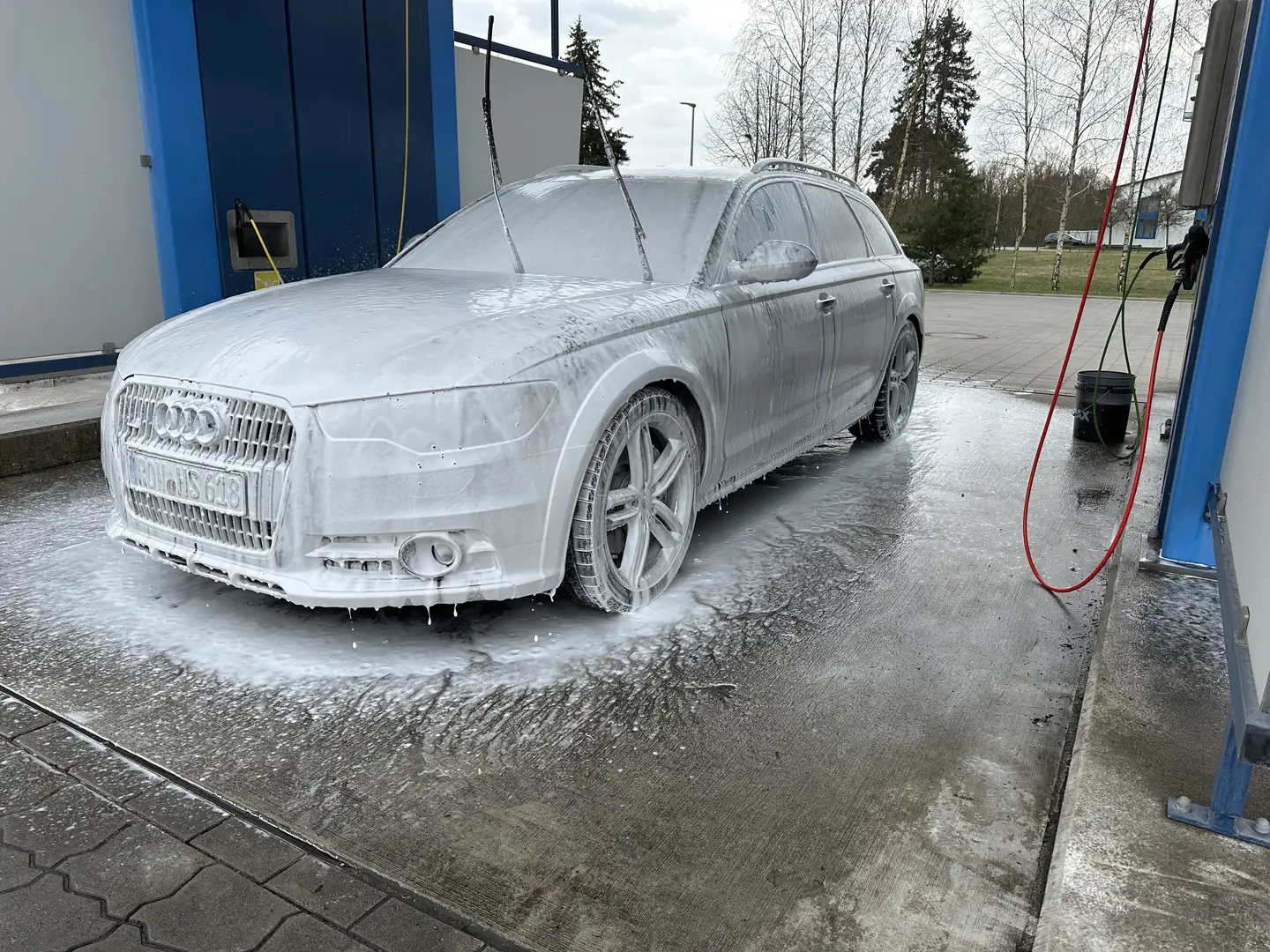 Audi A6 allroad 3.0 TDI Schwarz - 1