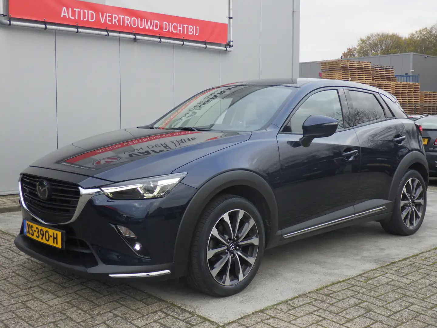 Mazda CX-3 2.0 AUT SkyActiv-G 120 GT-M, Camera, Leder, Trekhk Blau - 2