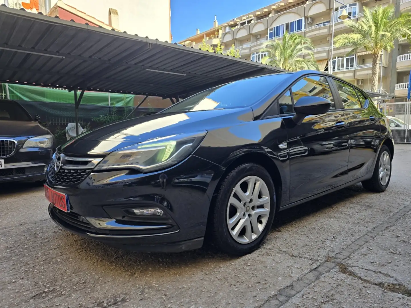 Opel Astra 1.6CDTi S/S Business 110 Negru - 1