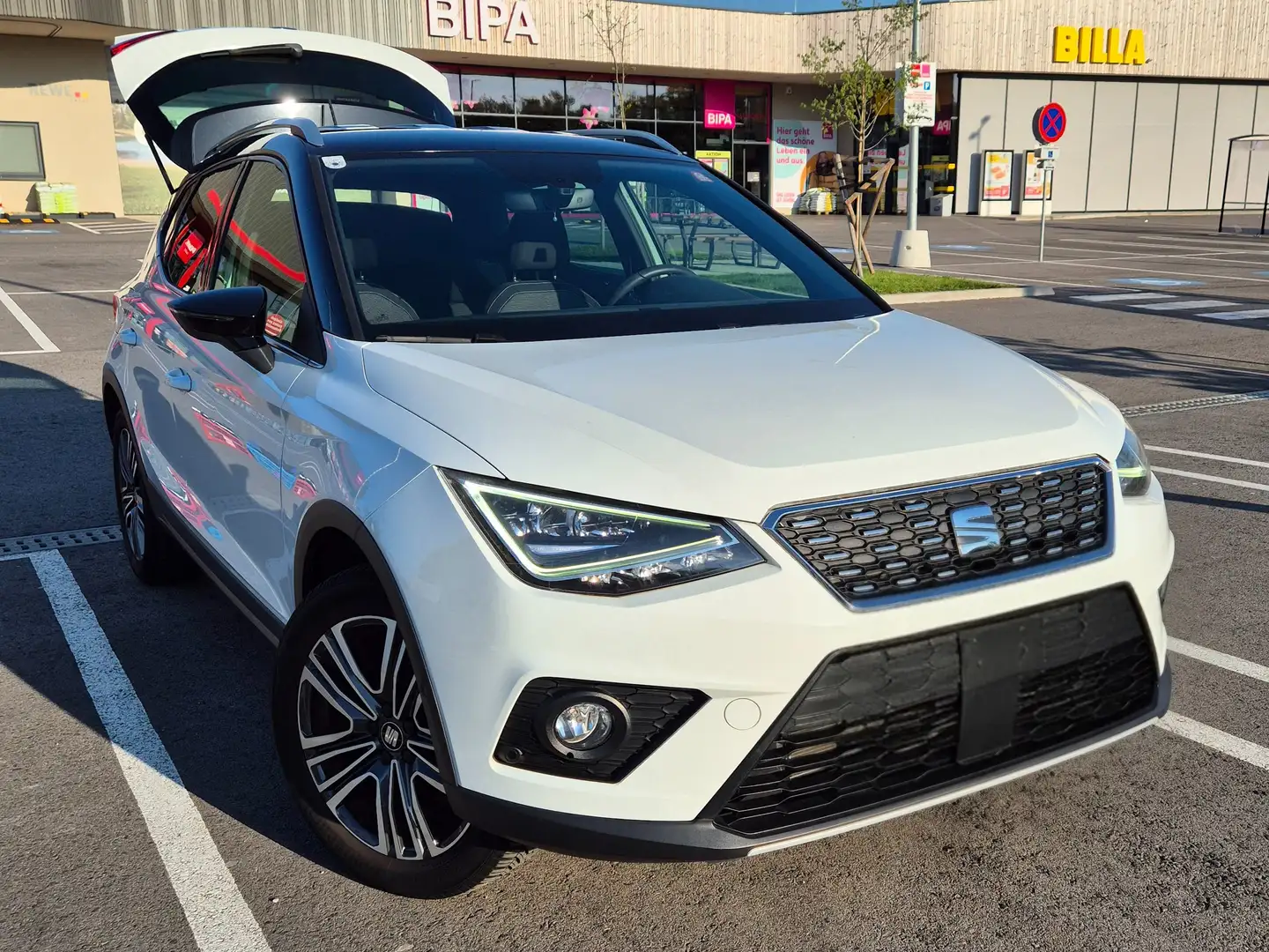 SEAT Arona Arona 1,0 Eco TSI Xcellence Xcellence Weiß - 2