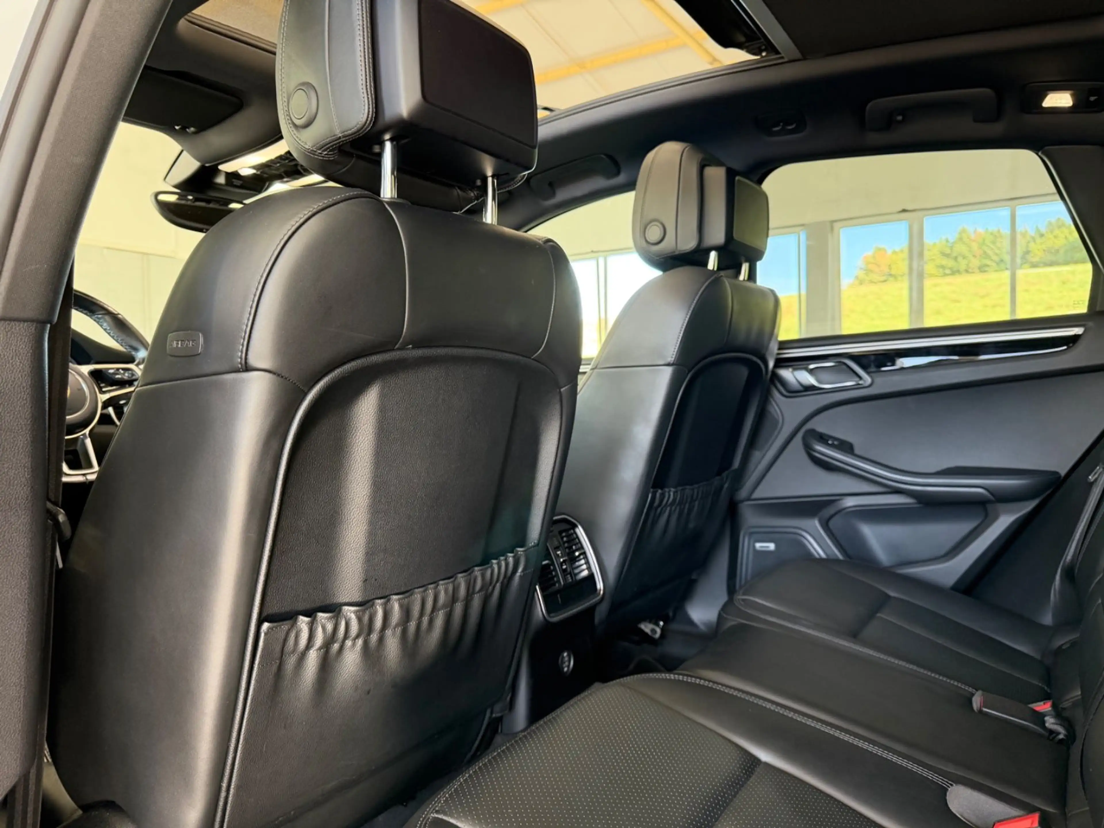 Porsche Macan S| PASM| PANO| LED| SPORT AGA| LUFT| 20" — photo 29