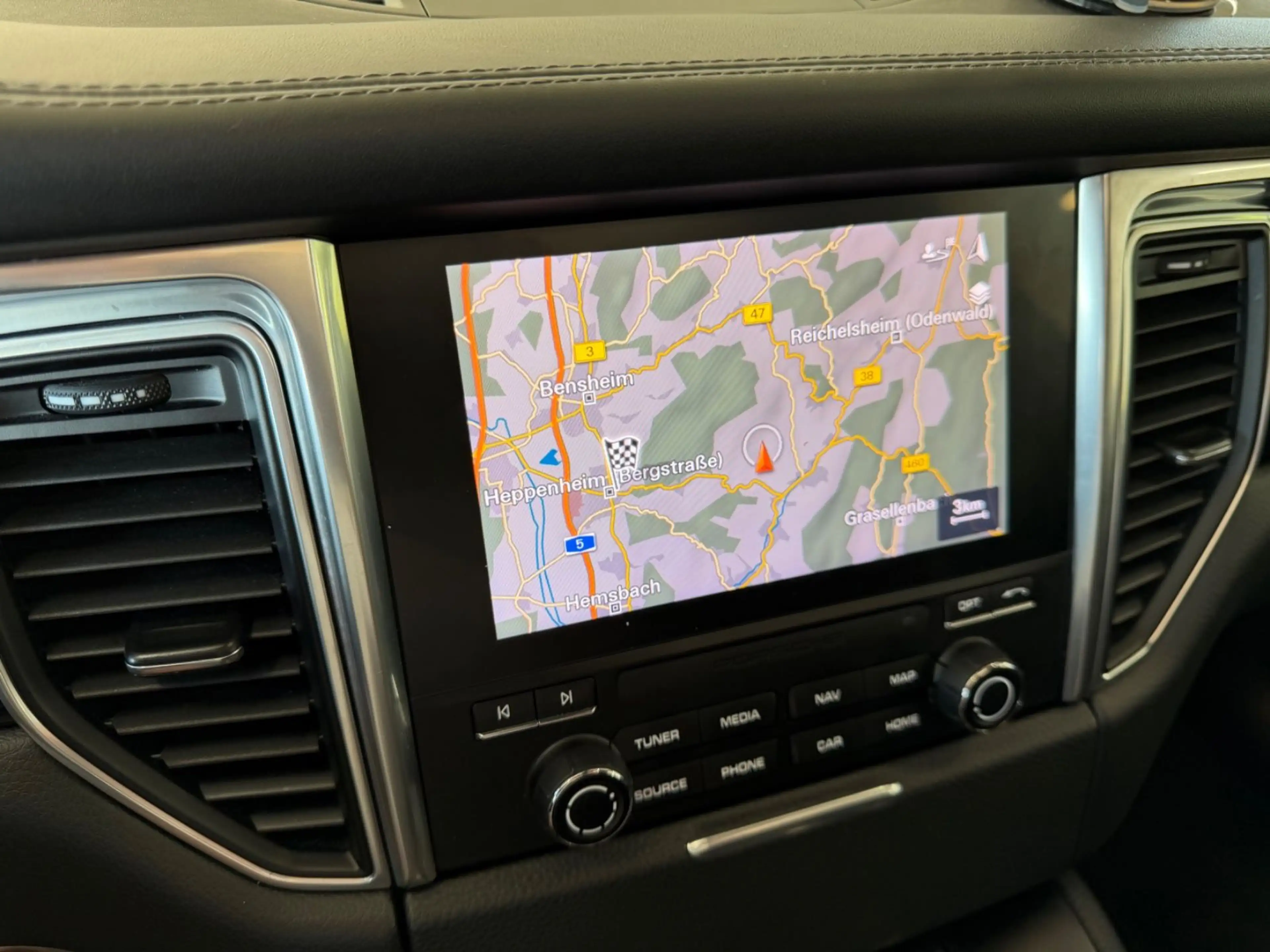 Porsche Macan S| PASM| PANO| LED| SPORT AGA| LUFT| 20" — photo 12
