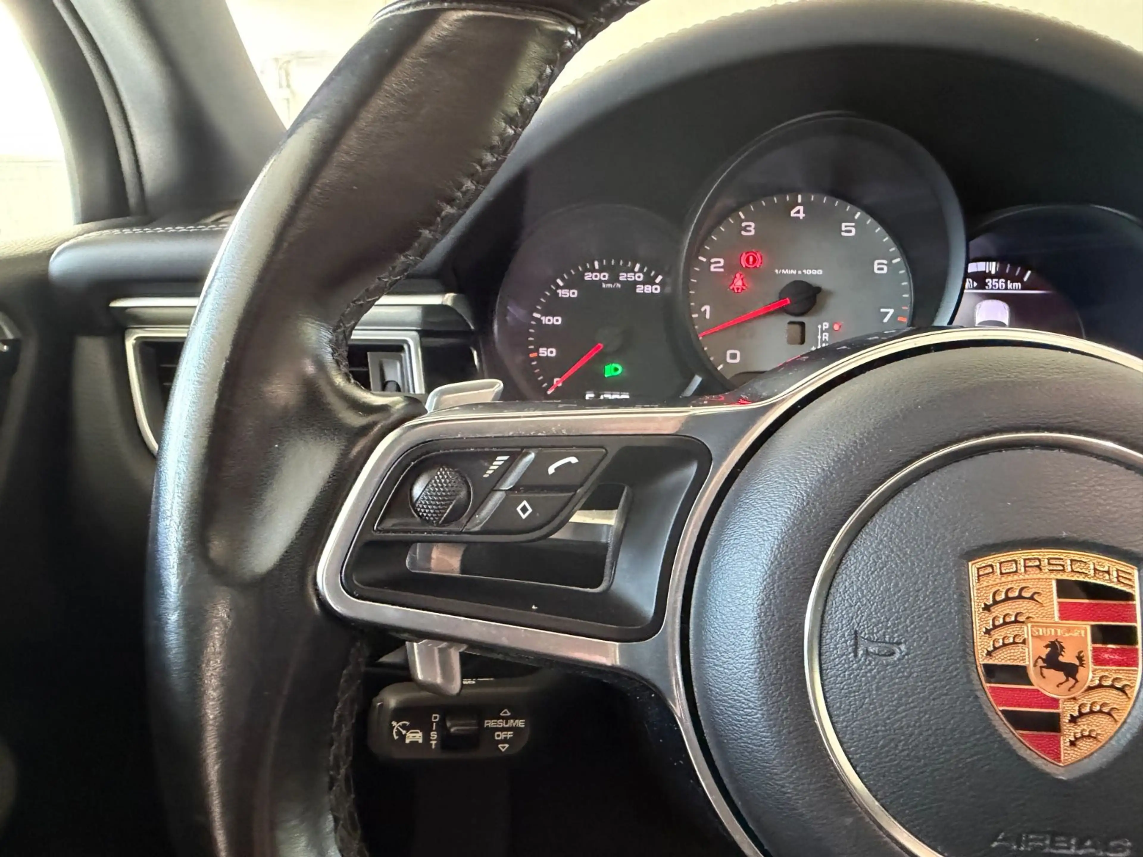 Porsche Macan S| PASM| PANO| LED| SPORT AGA| LUFT| 20" — photo 16