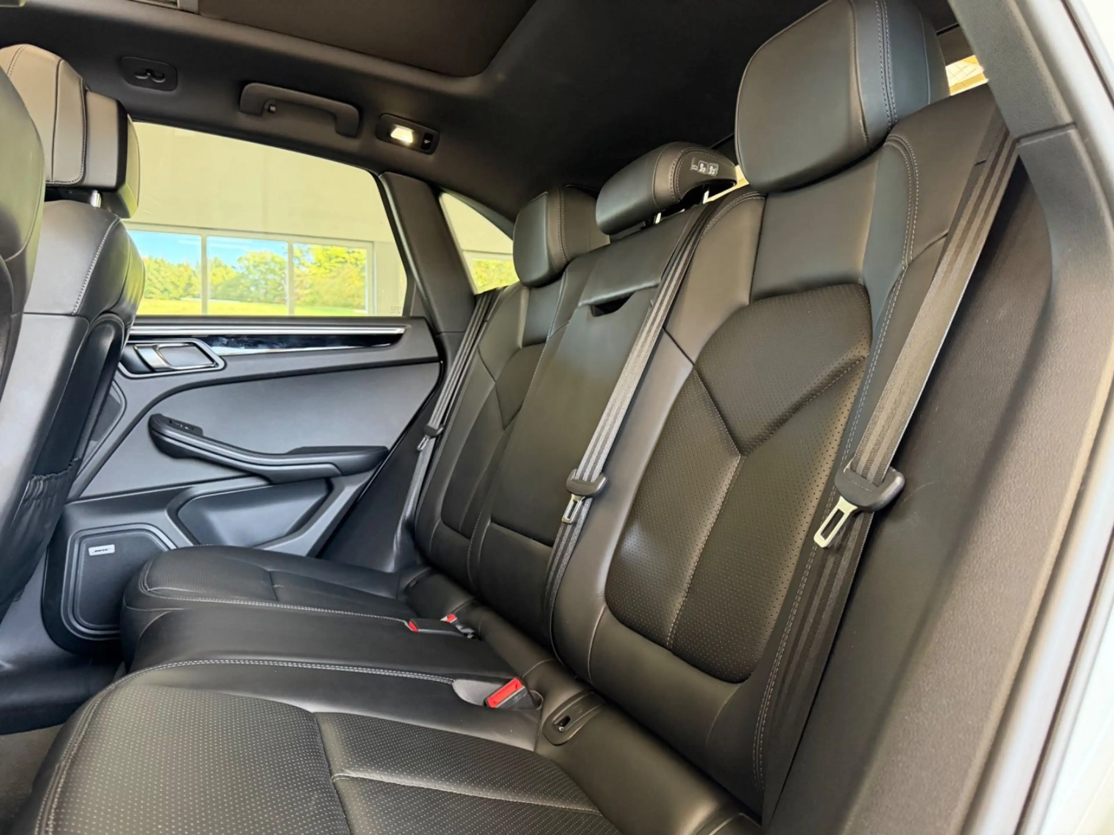 Porsche Macan S| PASM| PANO| LED| SPORT AGA| LUFT| 20" — photo 28