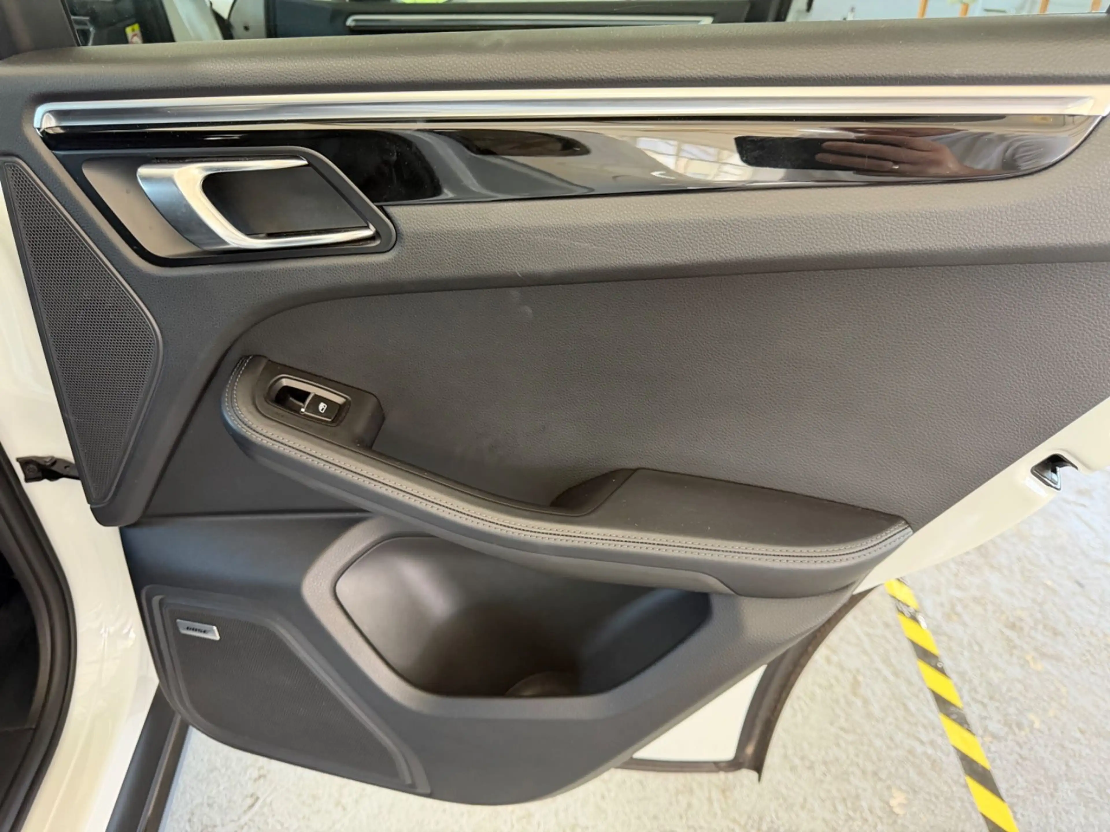 Porsche Macan S| PASM| PANO| LED| SPORT AGA| LUFT| 20" — photo 35
