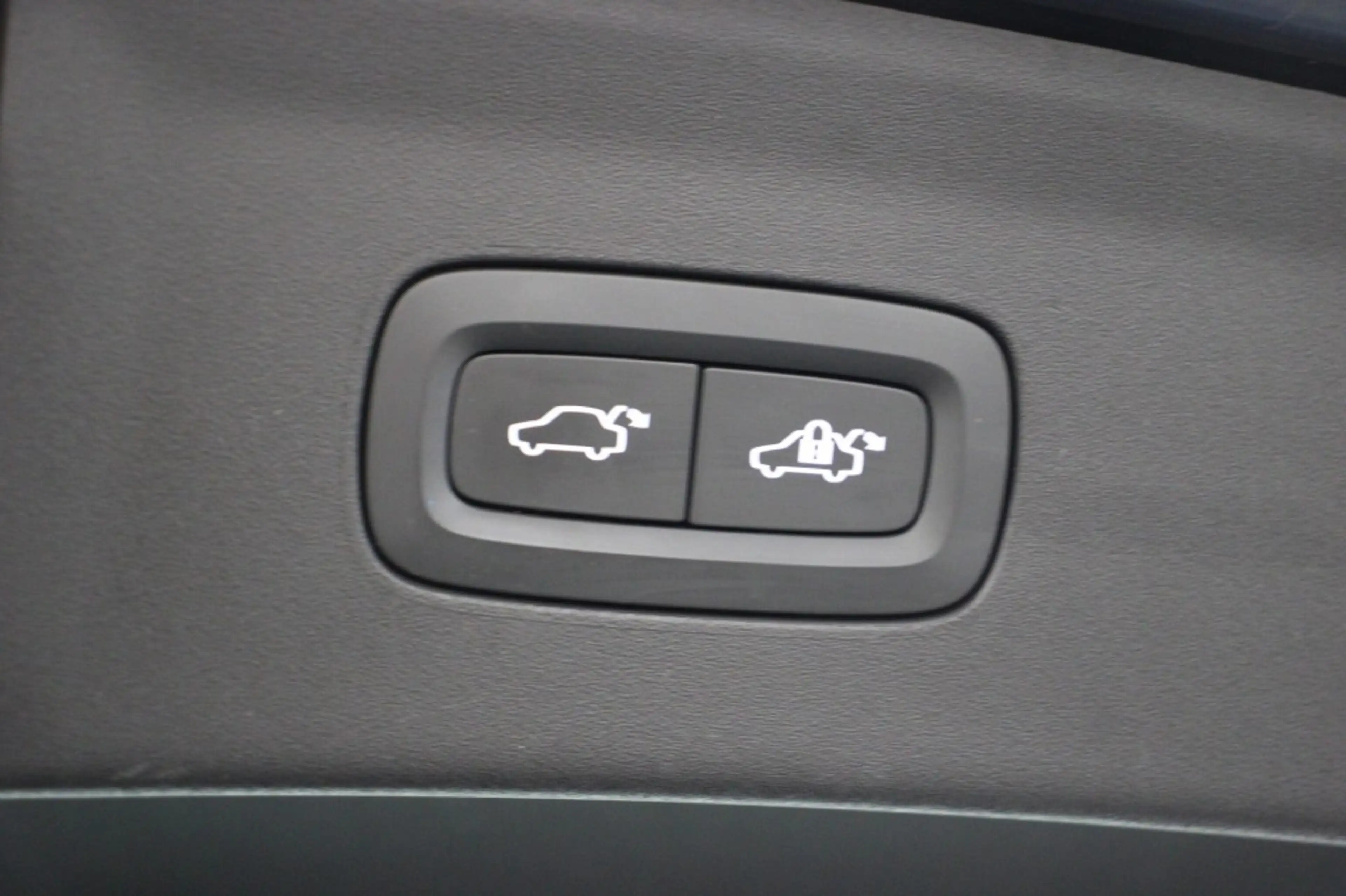 Polestar 2 Standard Range Single Motor 63kWh - Carplay, Camer — photo 15