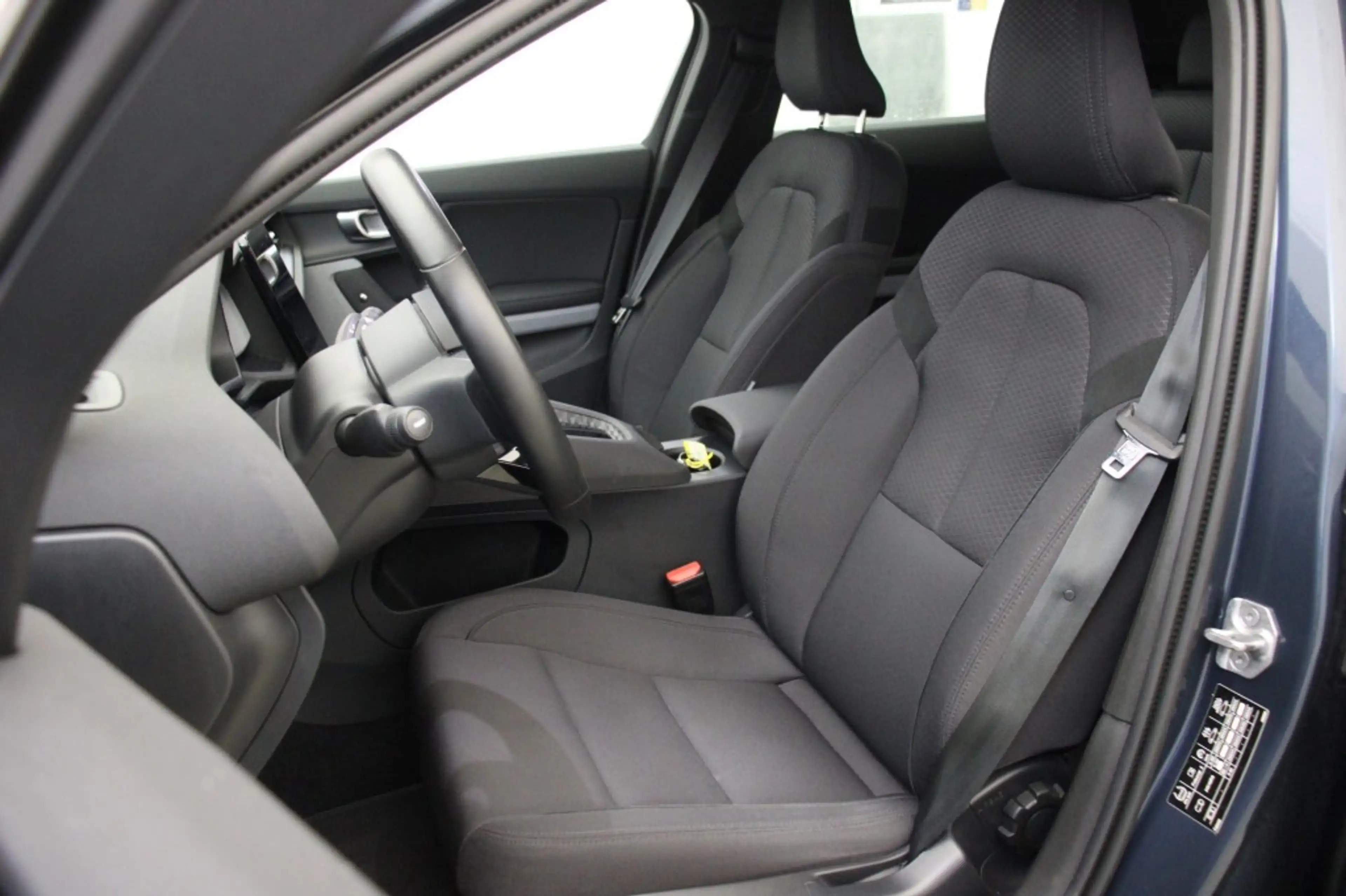 Polestar 2 Standard Range Single Motor 63kWh - Carplay, Camer — photo 11