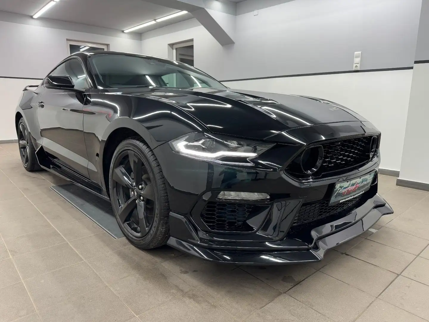 Ford Mustang 2.3 Eco Premium/Digi-Tacho/Klappenauspuf Zwart - 2