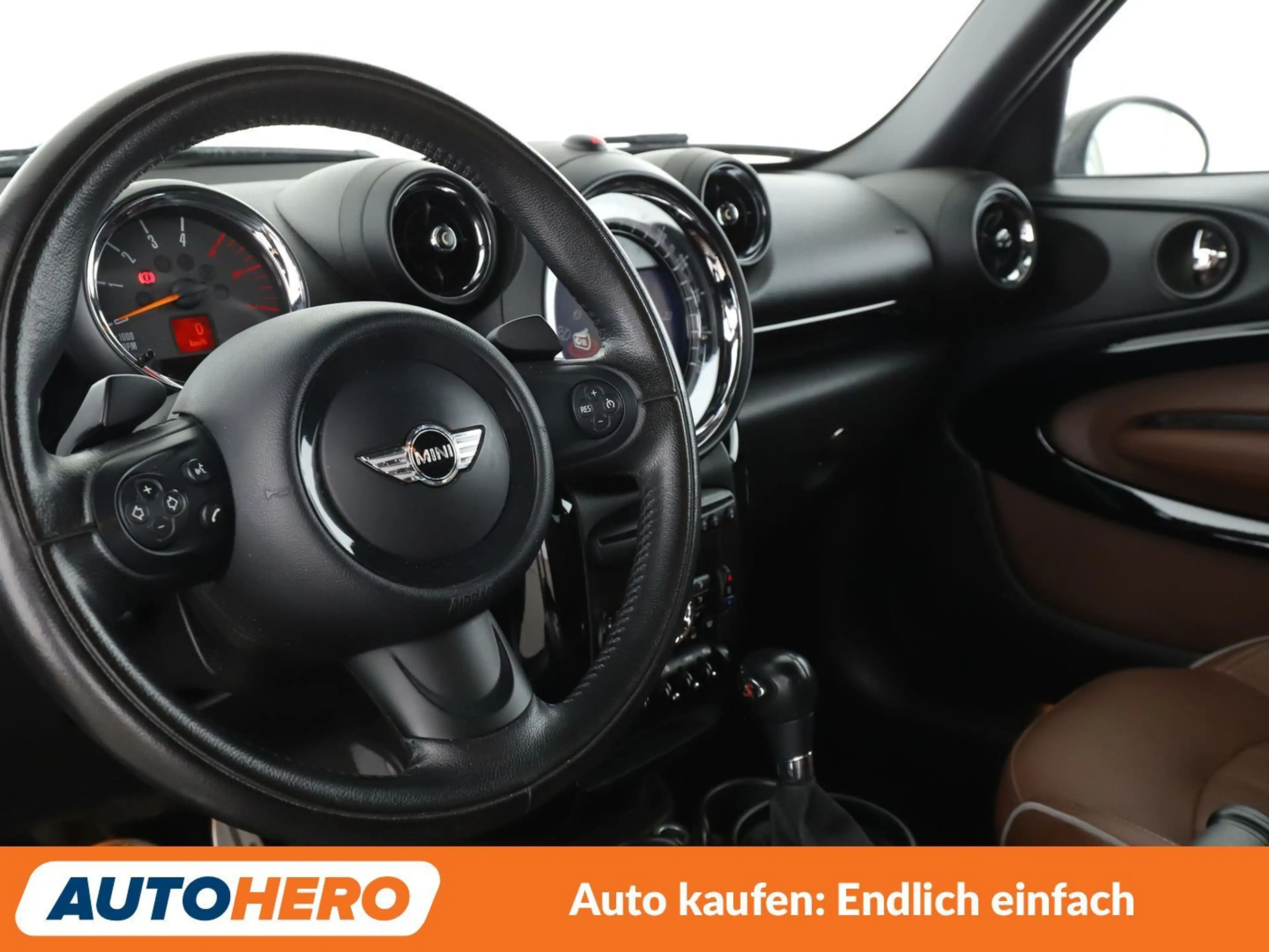 MINI Cooper SD Paceman Cooper SD ALL4 Aut.*NAVI*BI-XENON*TEMPO*PDC*SHZ* — photo 11