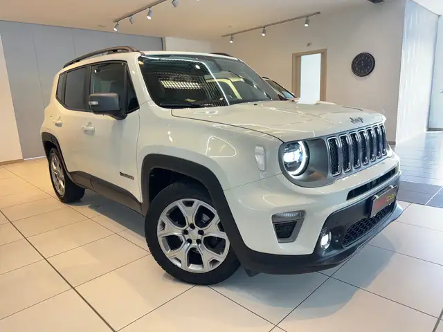 Jeep Renegade main image