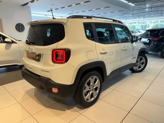 Jeep Renegade view 7