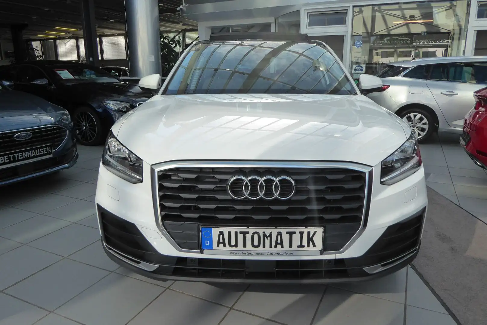 Audi Q2 35 TDI 25.600 KM Autom Leder Navi AHK Pano-SD Weiß - 2