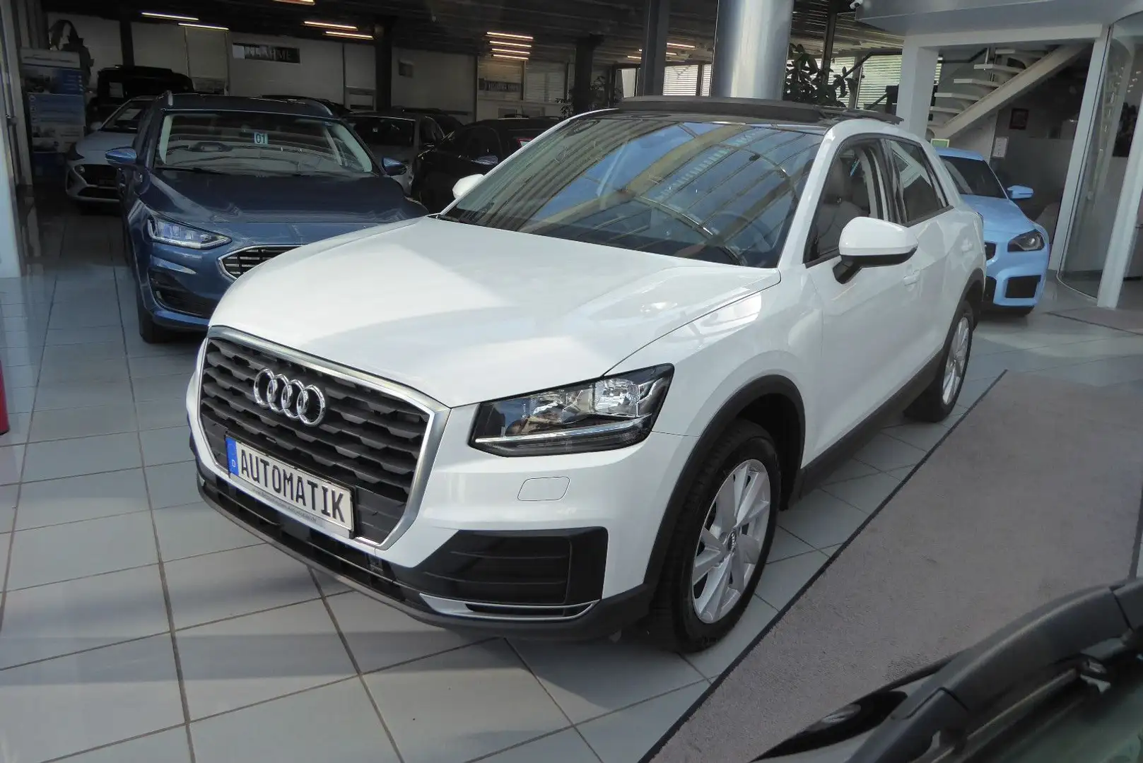 Audi Q2 35 TDI 25.600 KM Autom Leder Navi AHK Pano-SD Weiß - 1