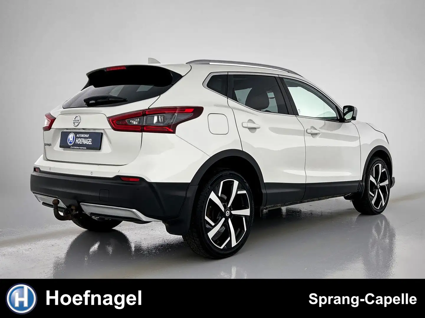Nissan Qashqai 1.3 DIG-T Tekna + | Trekhaak | Leder | Stoelverw. Wit - 2