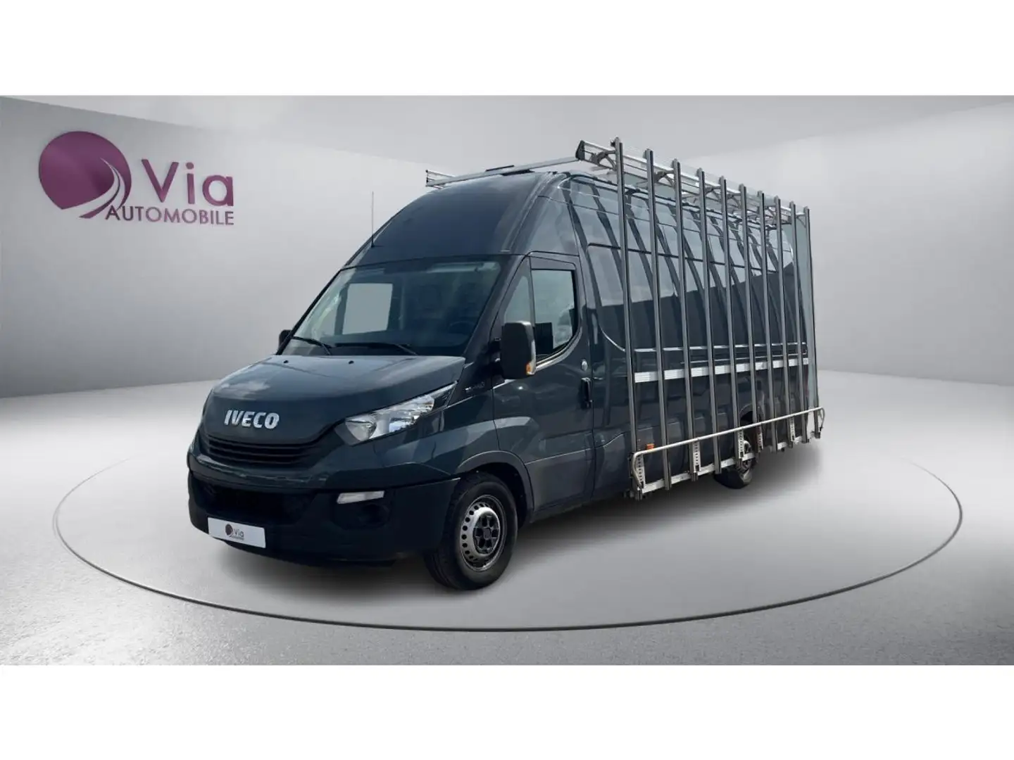Iveco Daily 35 S L4H3 136 - 19 900 HT - GALERIE / ATTELAGE Gris - 1