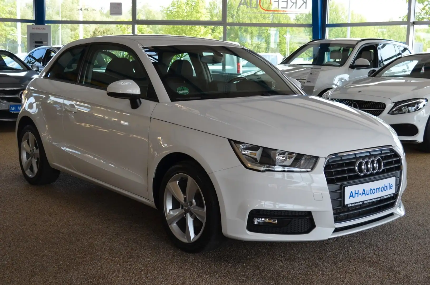 Audi A1 design AUTOMATIK / KLIMAAUTOMATIK / PDC Weiß - 2