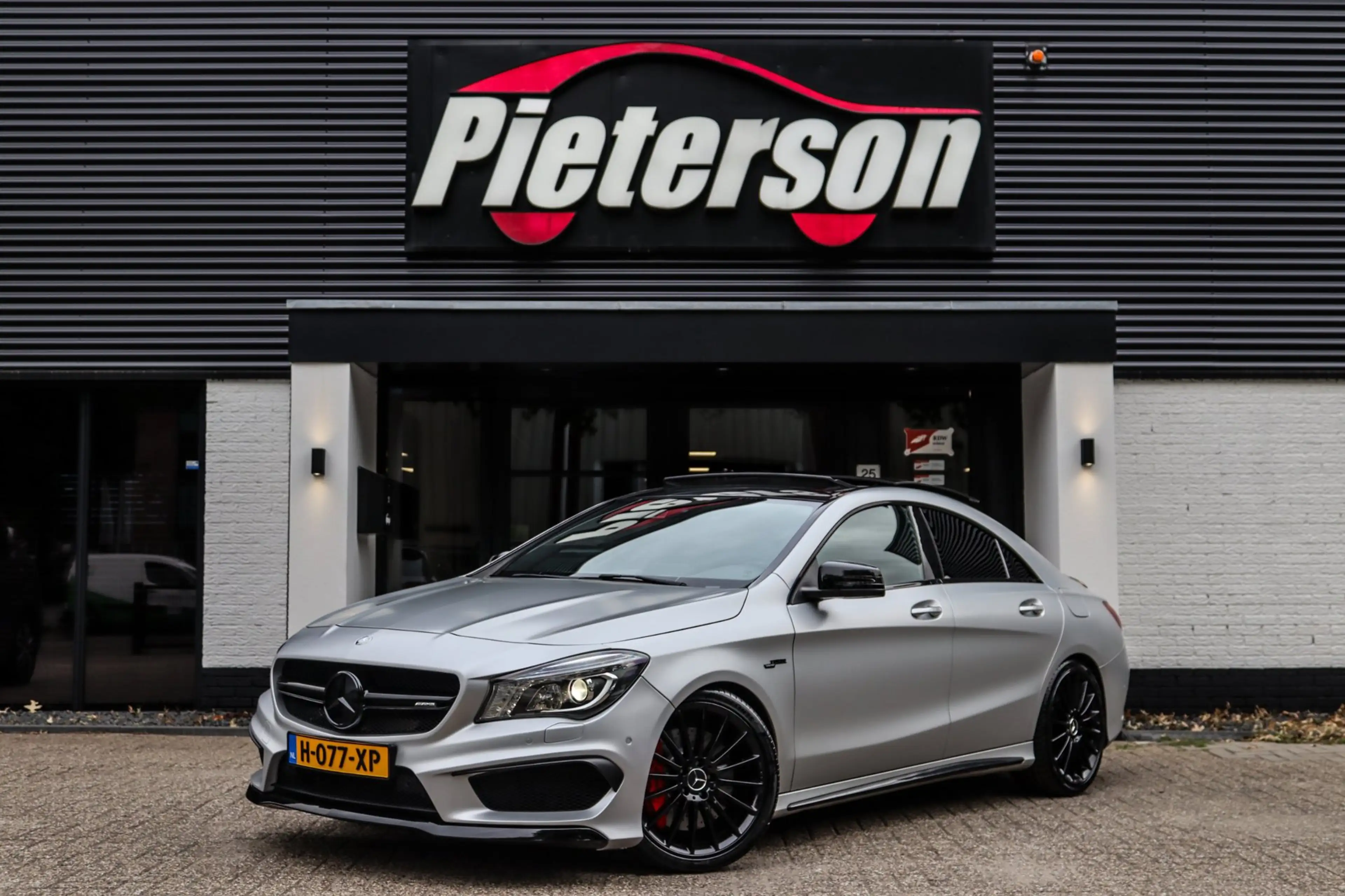 Mercedes-Benz CLA 45 AMG 4MATIC Edition 1 PANO FROZEN — photo 7