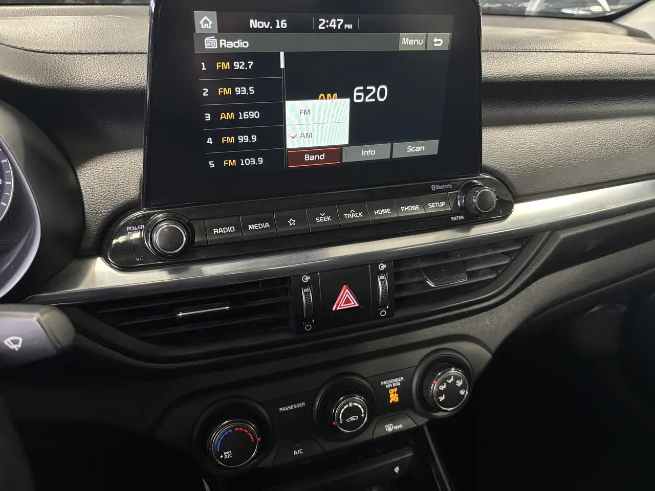 Kia Forte снимка Kia Forte