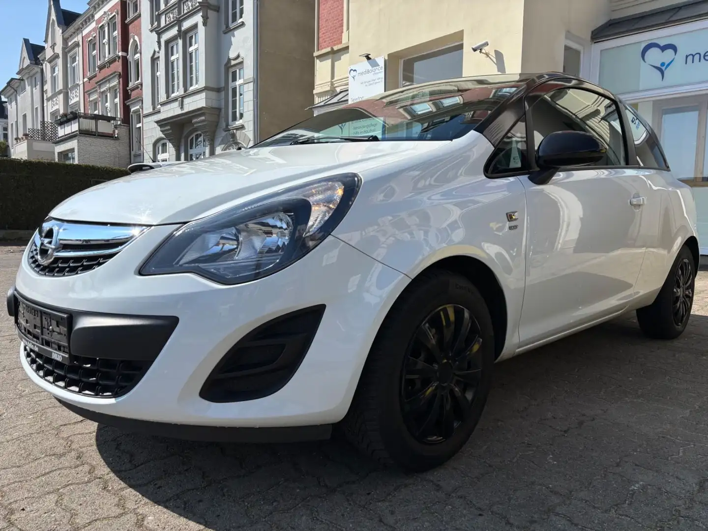 Opel Corsa D Energy Weiß - 1