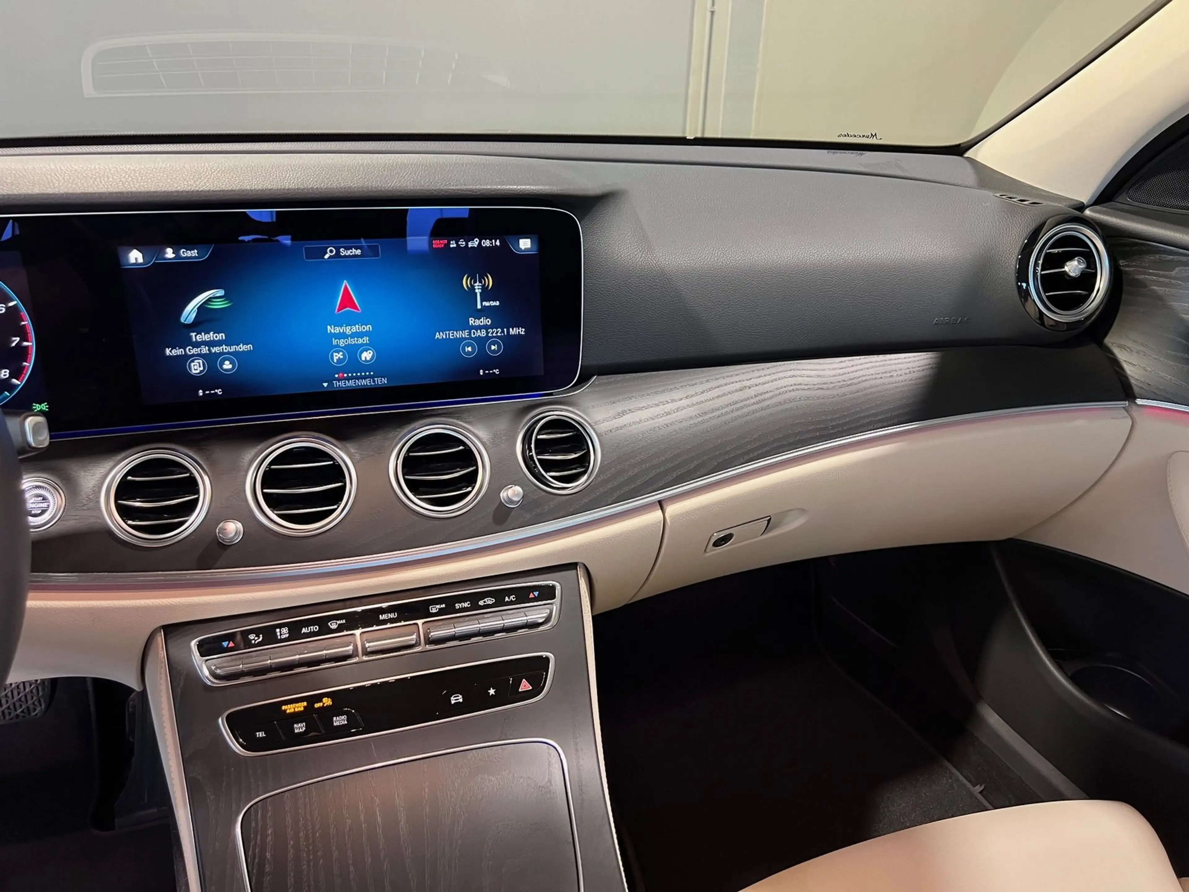 Mercedes-Benz E 450 Avantgarde 4M PTS/LED/Ambi/Kame/Distr/MBUX — photo 7